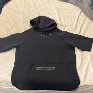 Evoshield Short-Sleeved Workout Hoodie